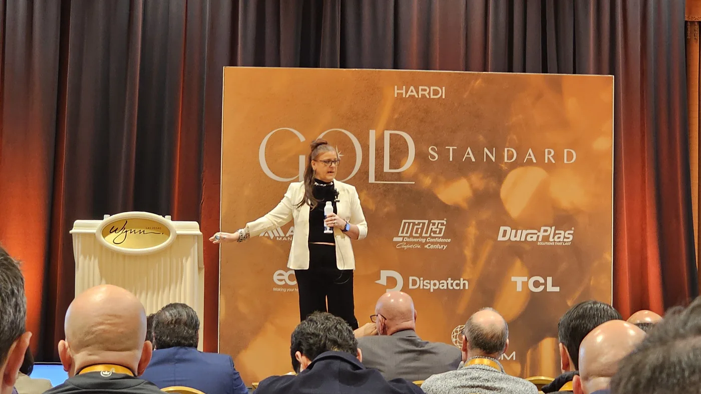 HARDI Annual Conference, the Wynn Las Vegas. Keynoting for 309 manufacturers and distributors. — Michael was somewhere just out of frame, running everything else.